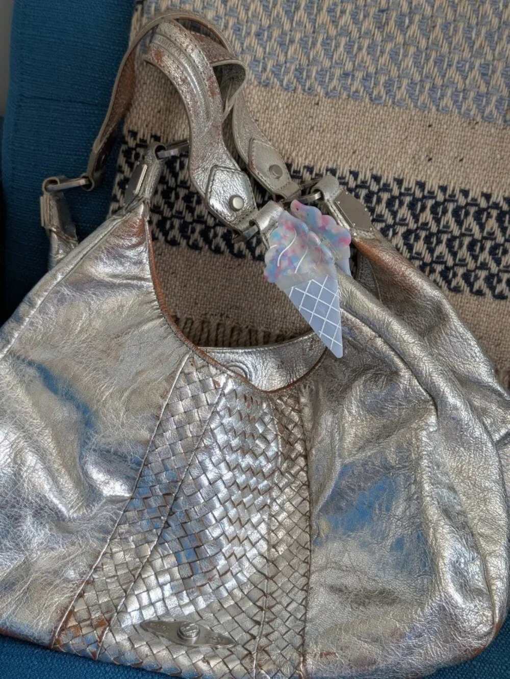 ELLIOTT LUCCA CARVELA SOLID SILVER WOVEN LEATHER HANDBAG